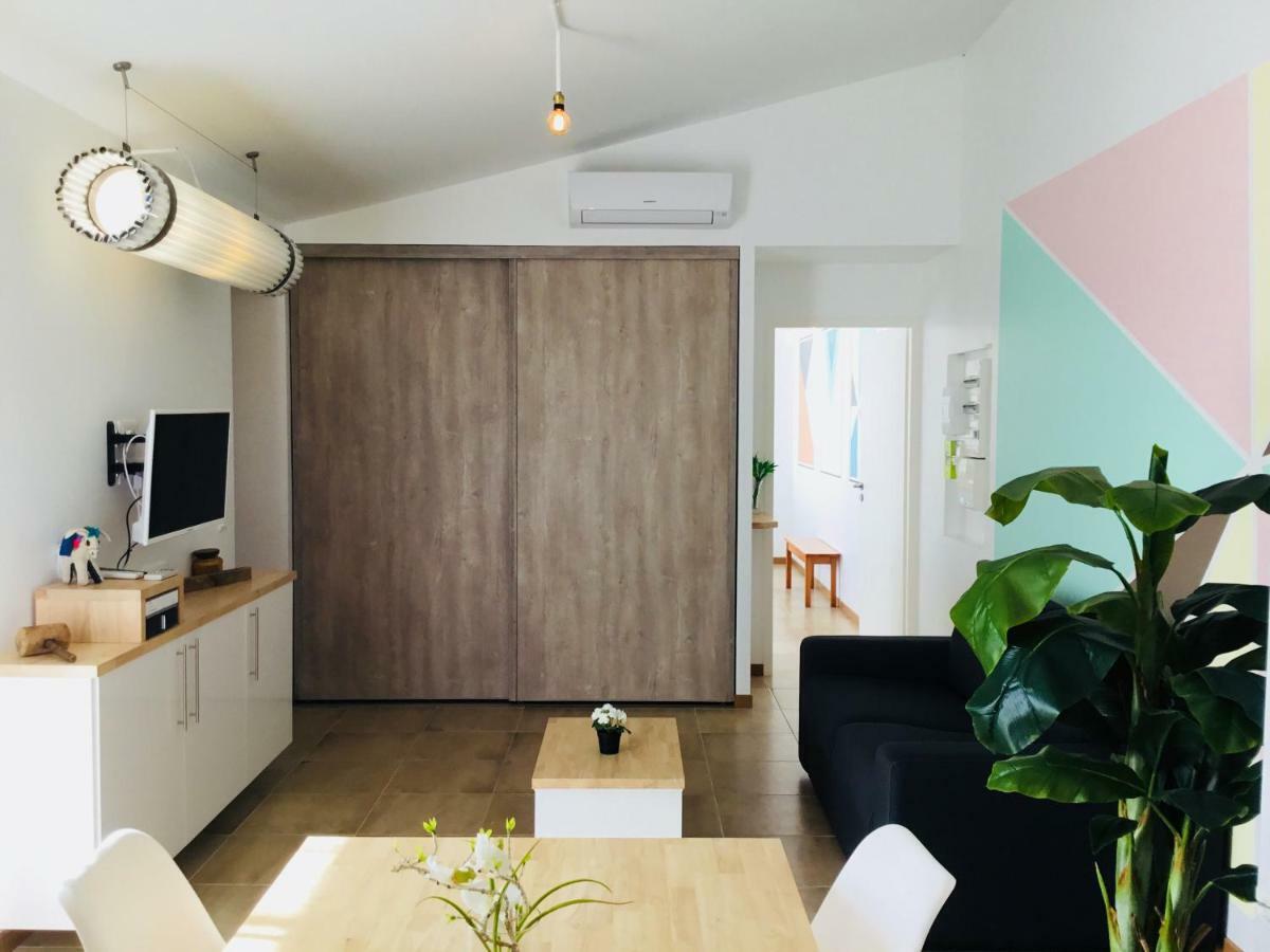 Gite Blanco Y Madera Narbona Zewnętrze zdjęcie