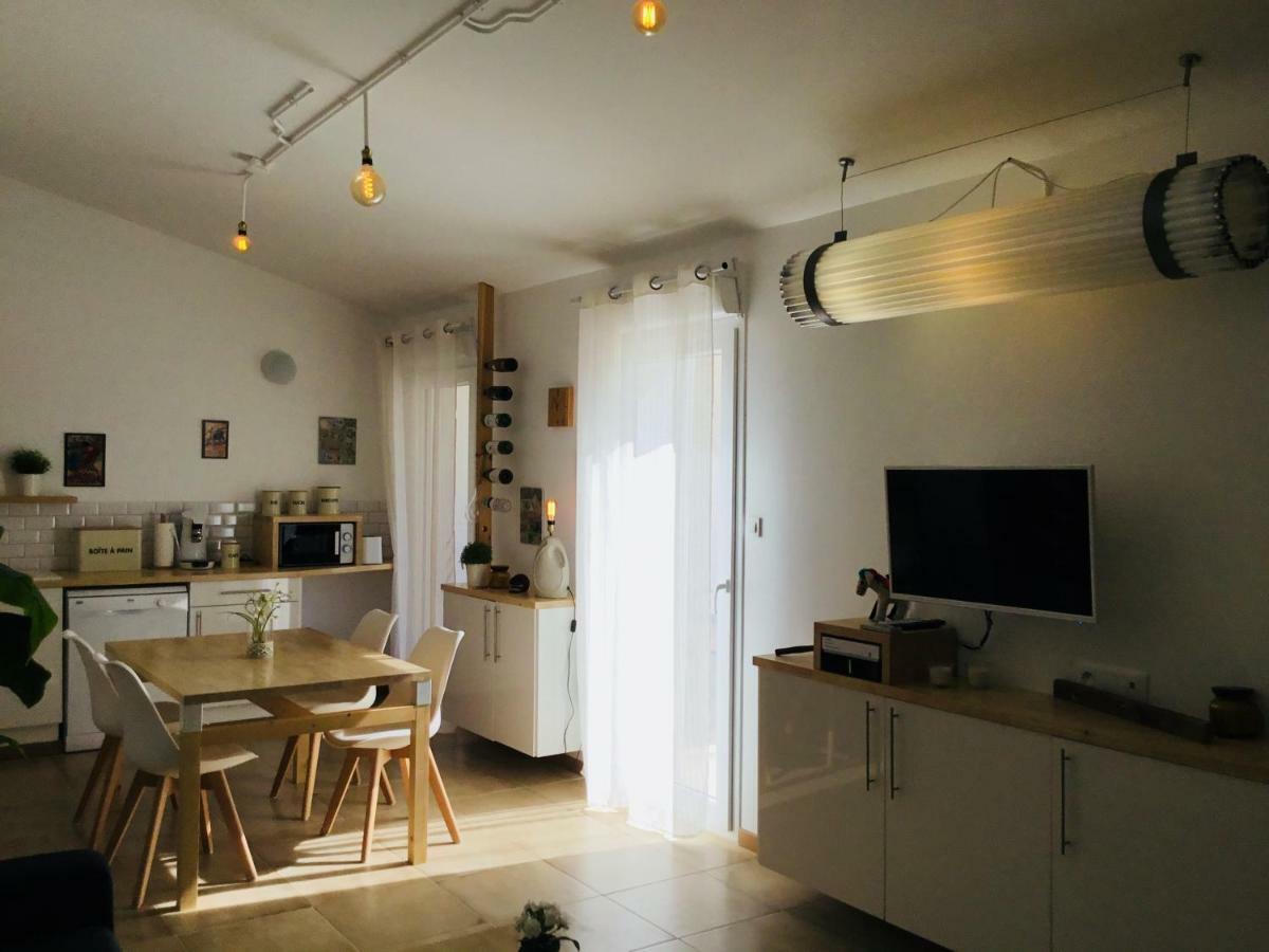 Gite Blanco Y Madera Narbona Zewnętrze zdjęcie